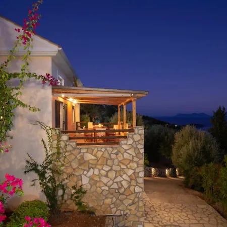 Carisma - Natural Style For 14 People Villa