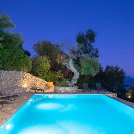 Villa Carisma - Natural Style For 14 People