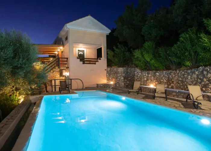 Villa Carisma - Natural Style For 14 People *